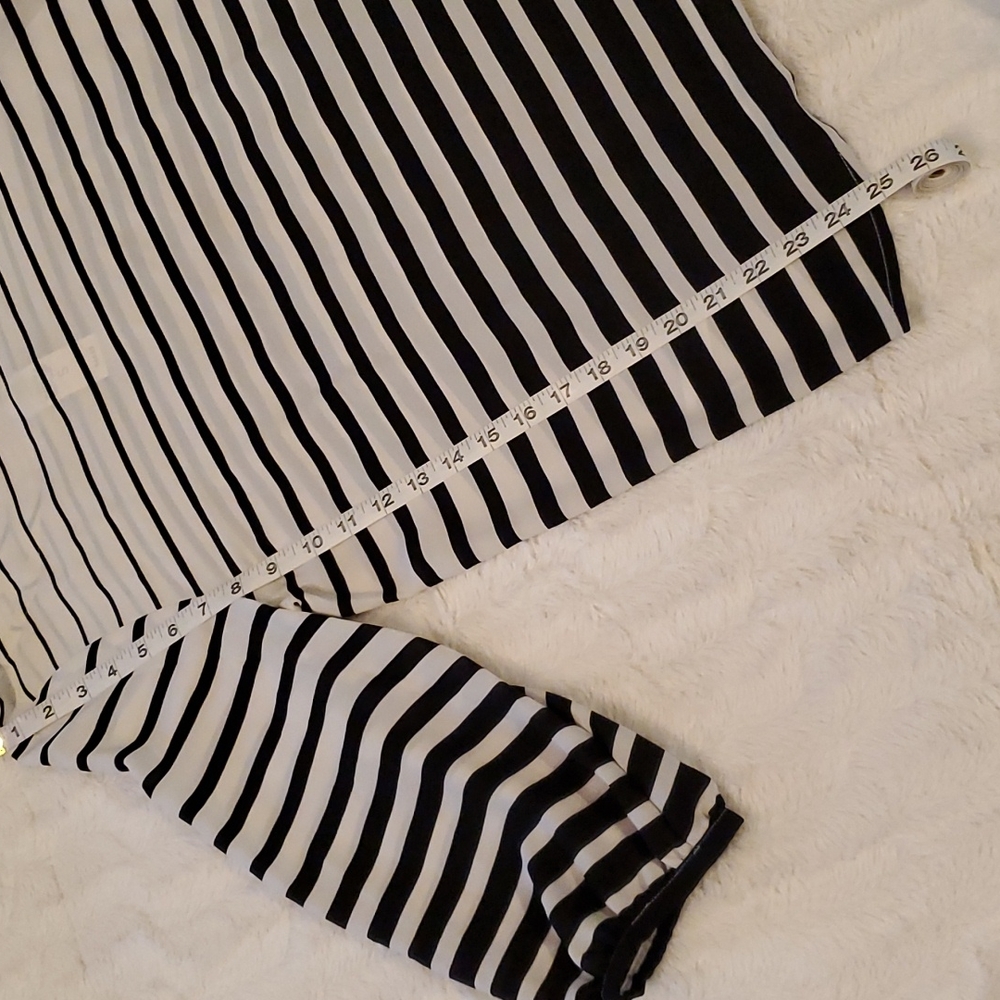 NWT LOFT shirt - Picture 4 of 7